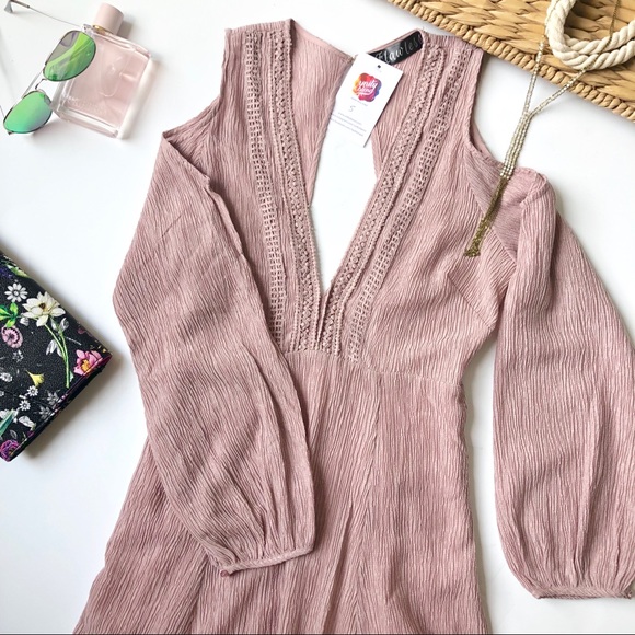 BUY 1, GET 1 FREE! Cold shoulder dress - Picture 2 of 5